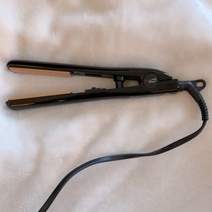Chi Air compact hair straightener 1 inch